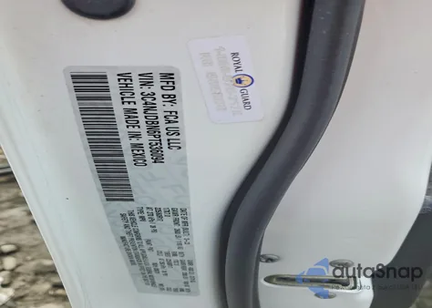 2023 Jeep Compass Latitude z USA, uszkodzony, nr VIN 3C4NJDBN6PT536094